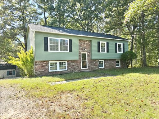 SPOTSYLVANIA - CLOSE TO RESTAURANTS AND SHOPS – photo 1