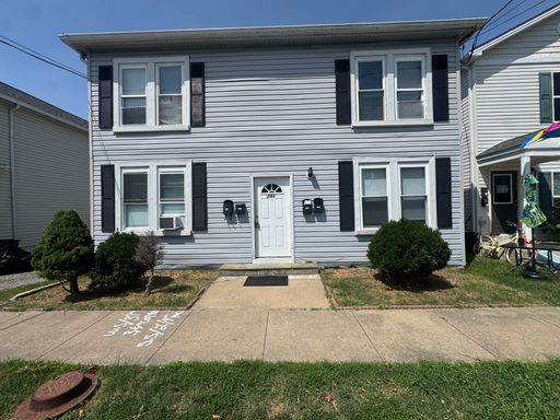 Freshly Updated!! 2 Bed Apartment - Quantico