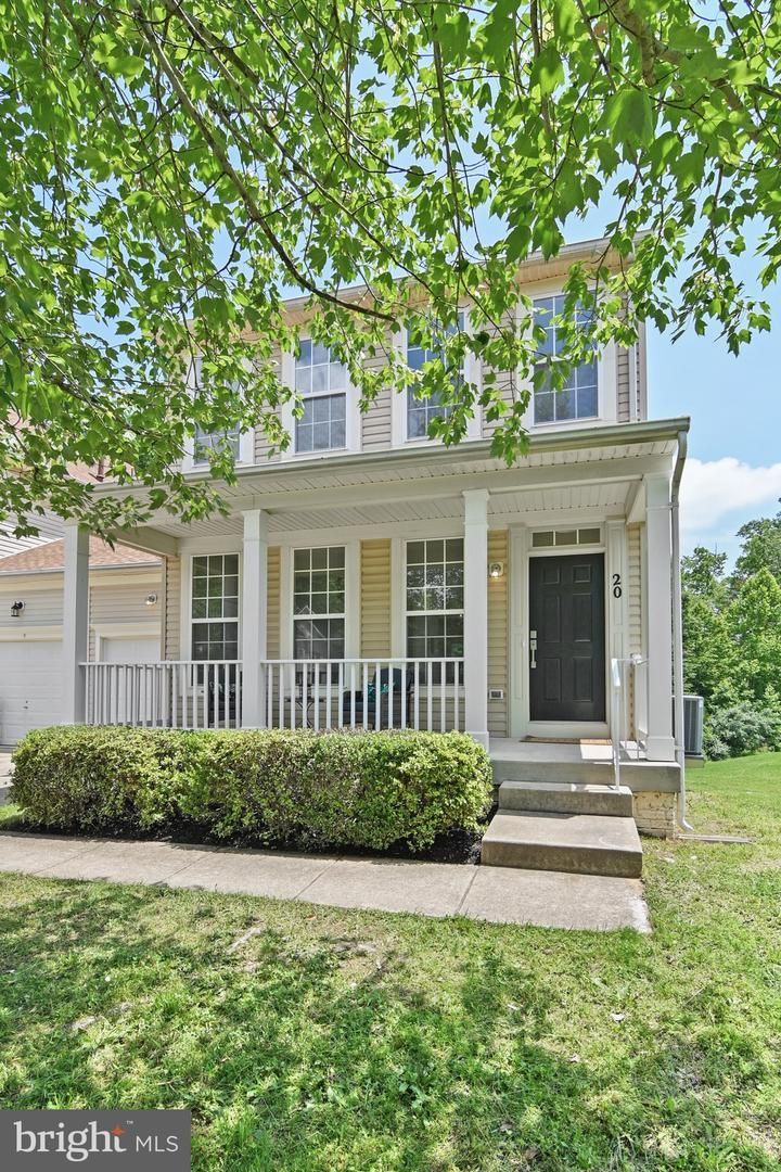 Stafford House: 20 Puller Place