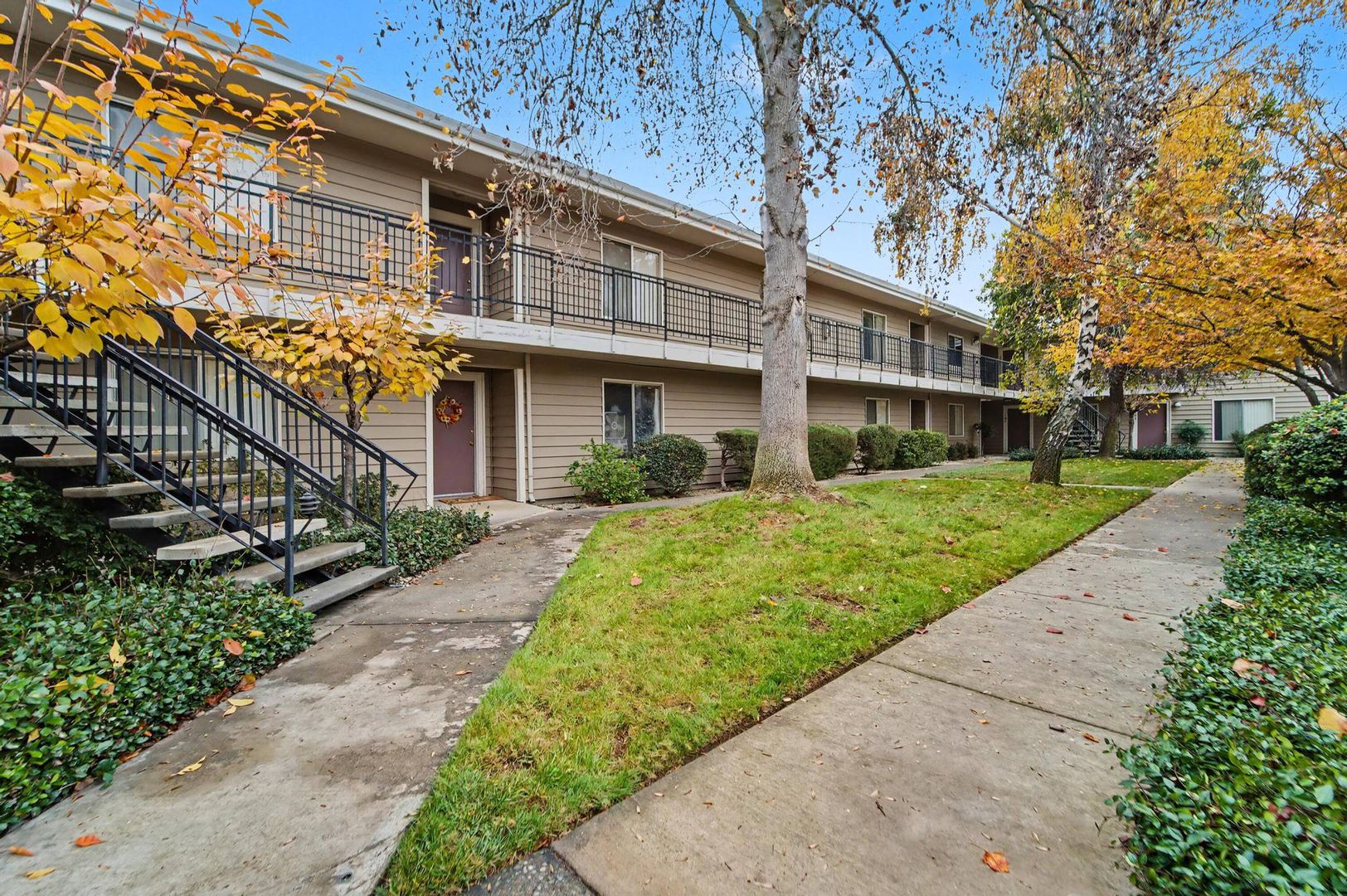 Yuba City Apartment: 1574-1576 Heather Drive