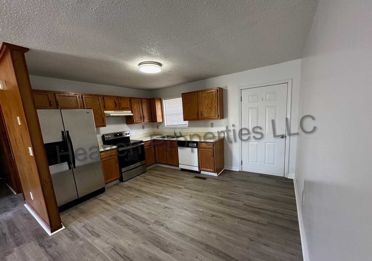 Lexington Apartment: 301 Williamson St.