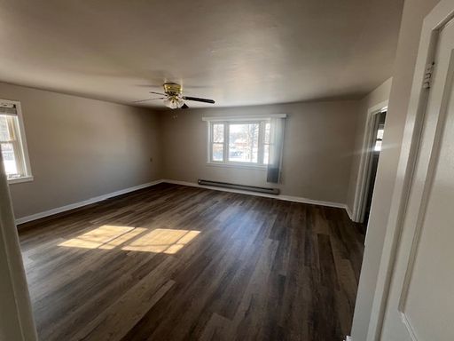 $1,200 Harrisburg Italian Lake 2 bedroom 1.5 bath for rent – photo 1