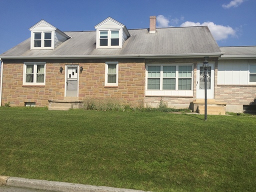 $1,050central dauphin 2 bedroom for rent – photo 1