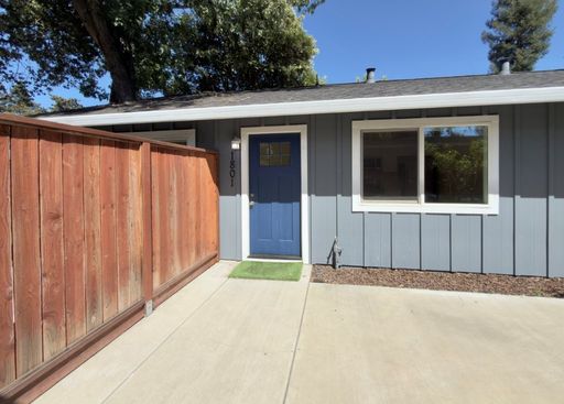 Renovated Two Bedroom Duplex in Central Napa – photo 1