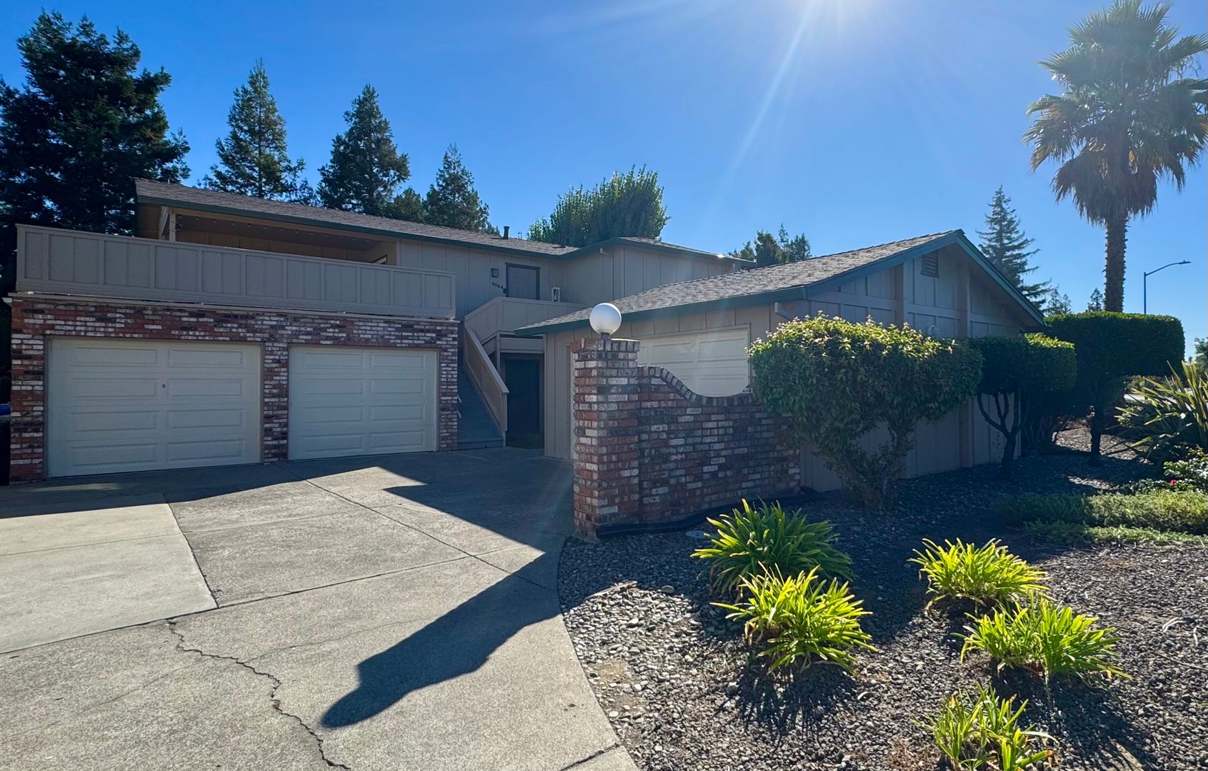 Napa Apartment: 4064-4074 Byway East