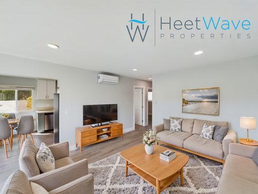 Great Two Bedroom One Bath! Move in before School Starts!!!! – photo 1