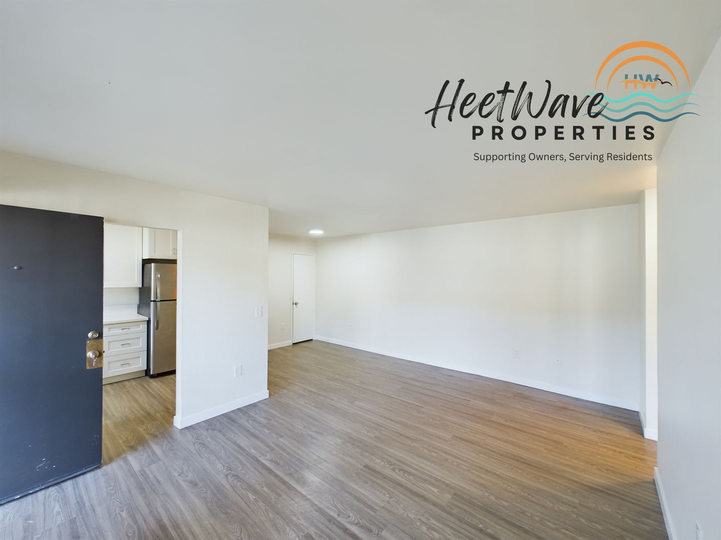 El Cajon Apartment: 683-685 S Lincoln Avenue