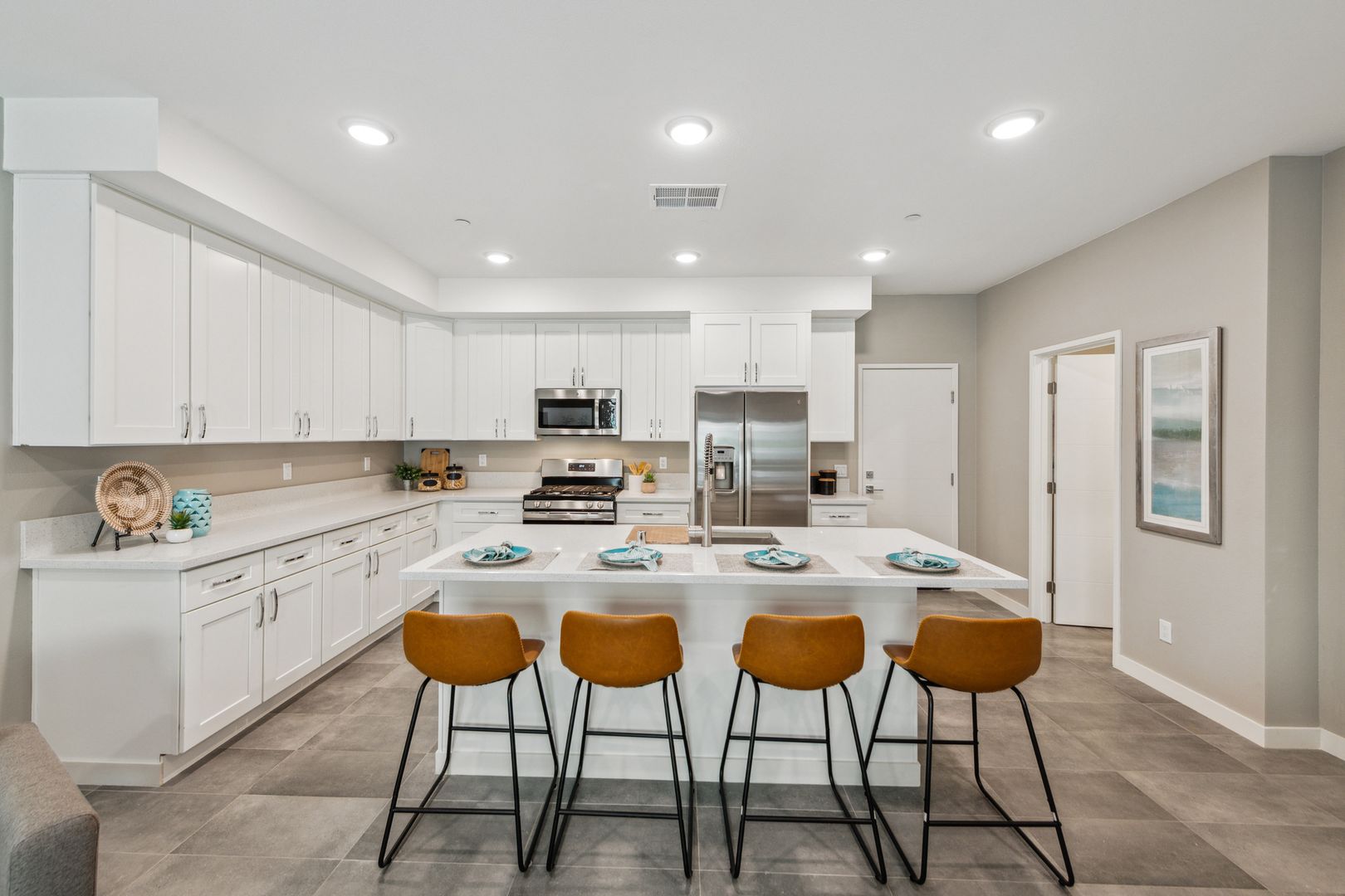 Vista Apartment: 1452 Vista Heights Way