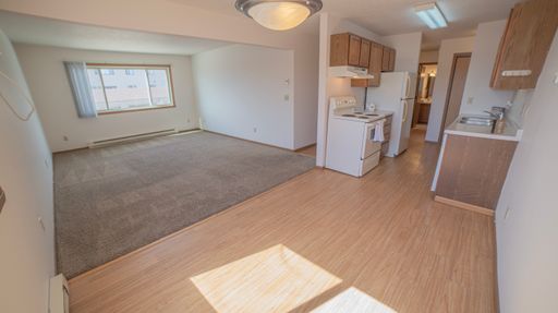 Pet Friendly 2 bedroom 1 bathroom for Rent! – photo 1