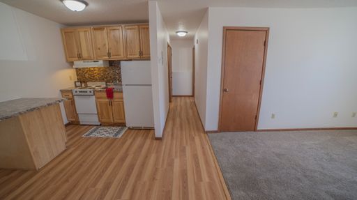 1 Bed 1 Bath Rental at 925 9th Ave W, Apt 22, West Fargo, ND – photo 1