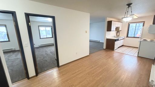 Pet Friendly 2 bedroom 1 bathroom for Rent! – photo 1