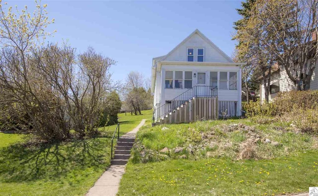 Duluth House: 1325 Fern Ave