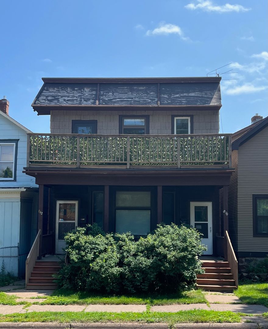 Duluth Apartment: 810 - 812 E 3rd Street