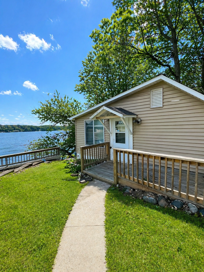 Duluth Apartment: 5886 N Pike Lake Rd