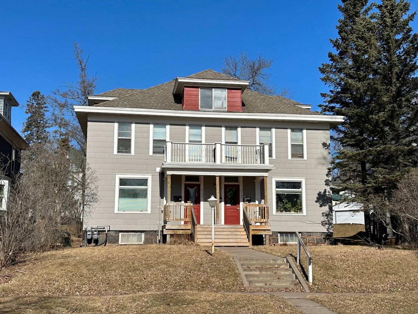 Duluth Apartment: 2105 - 2107 E 5th St