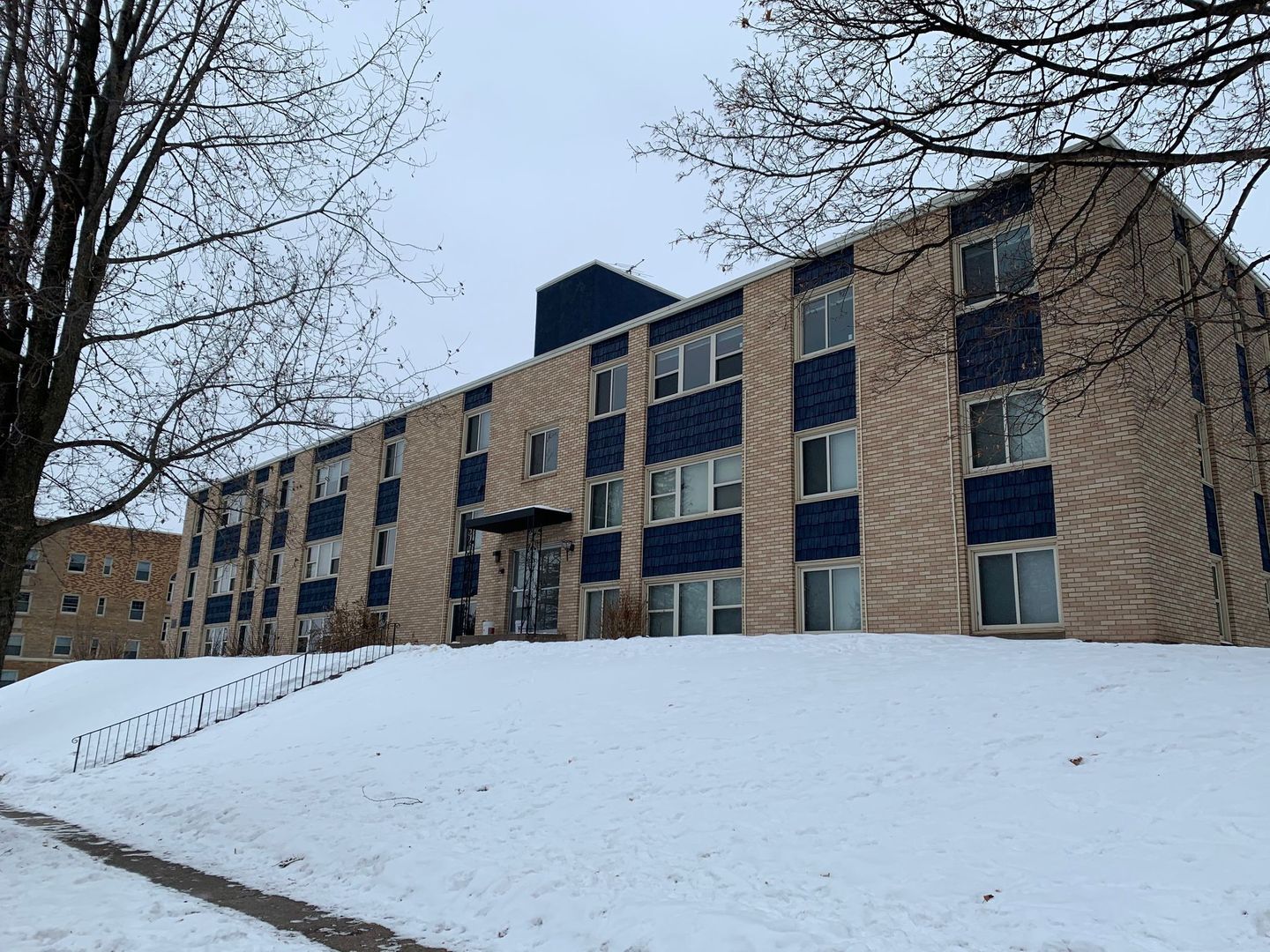 Duluth Apartment: 1807 E 3rd St - 12
