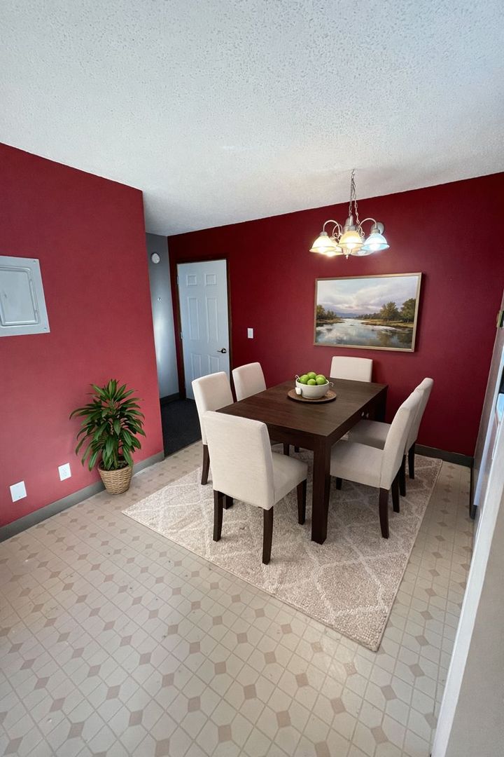 Cloquet Apartment: 102 10th St