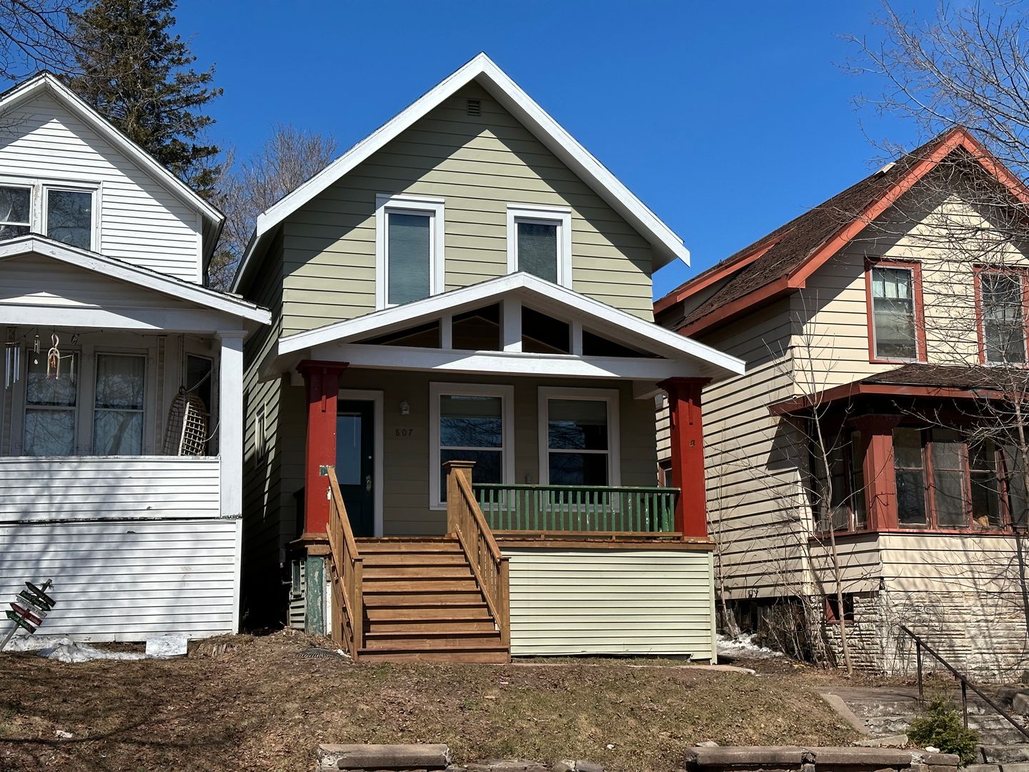 Duluth House: 807 E 6th Street