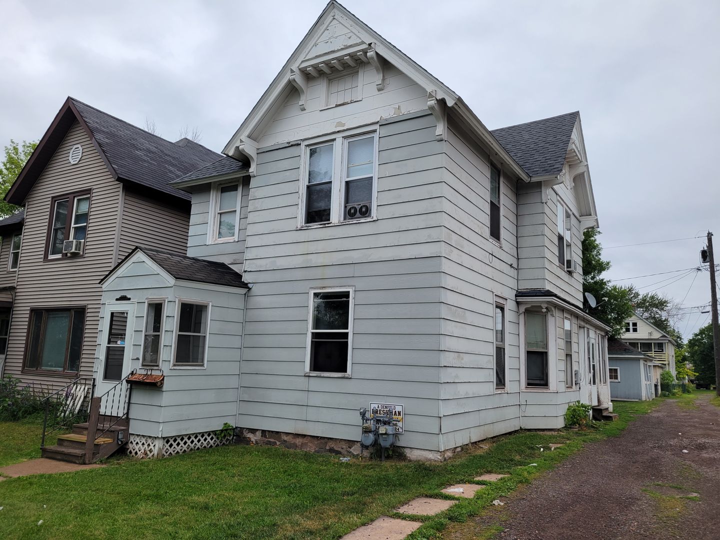 Duluth Apartment: 410 N 52nd Ave W