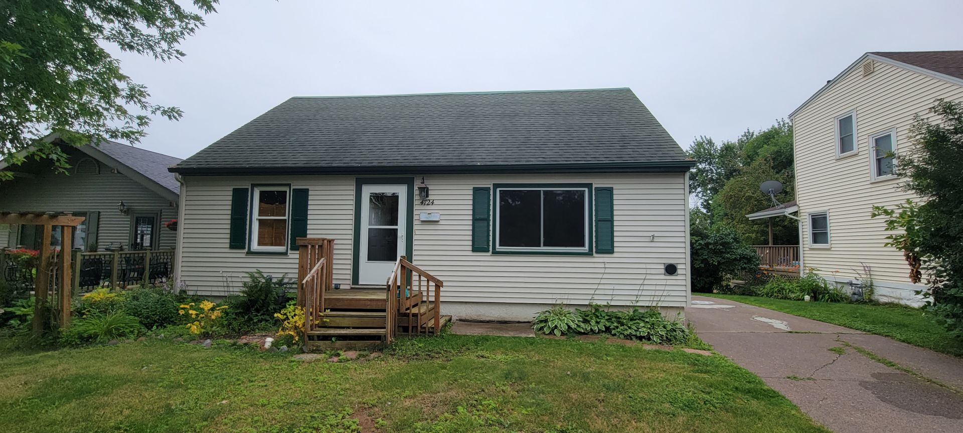Duluth House: 4724 Tioga Street