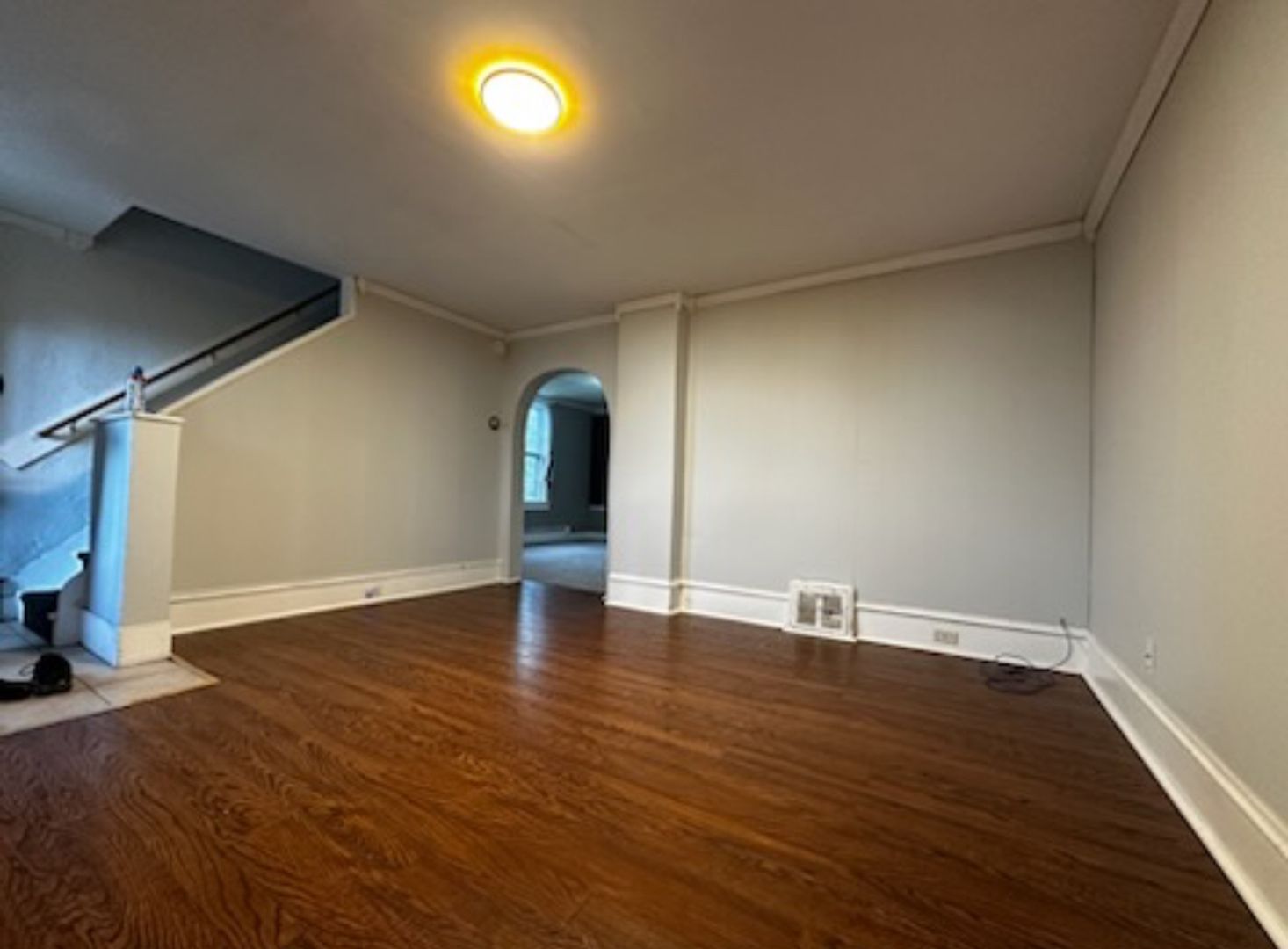 Duluth House: 13 E 8th St