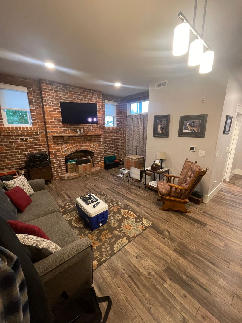 Duluth Apartment: 1509 E Superior Street