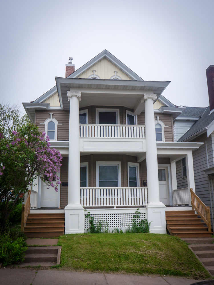 Duluth Apartment: 330-332 N 12th Ave E