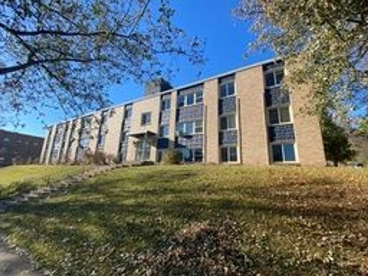 Duluth Apartment: 1807 E 3rd St