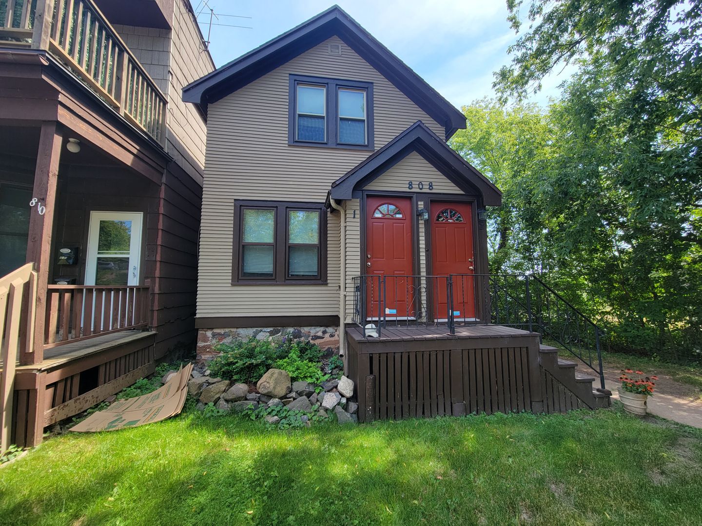 Duluth Apartment: 808 E 3rd Street