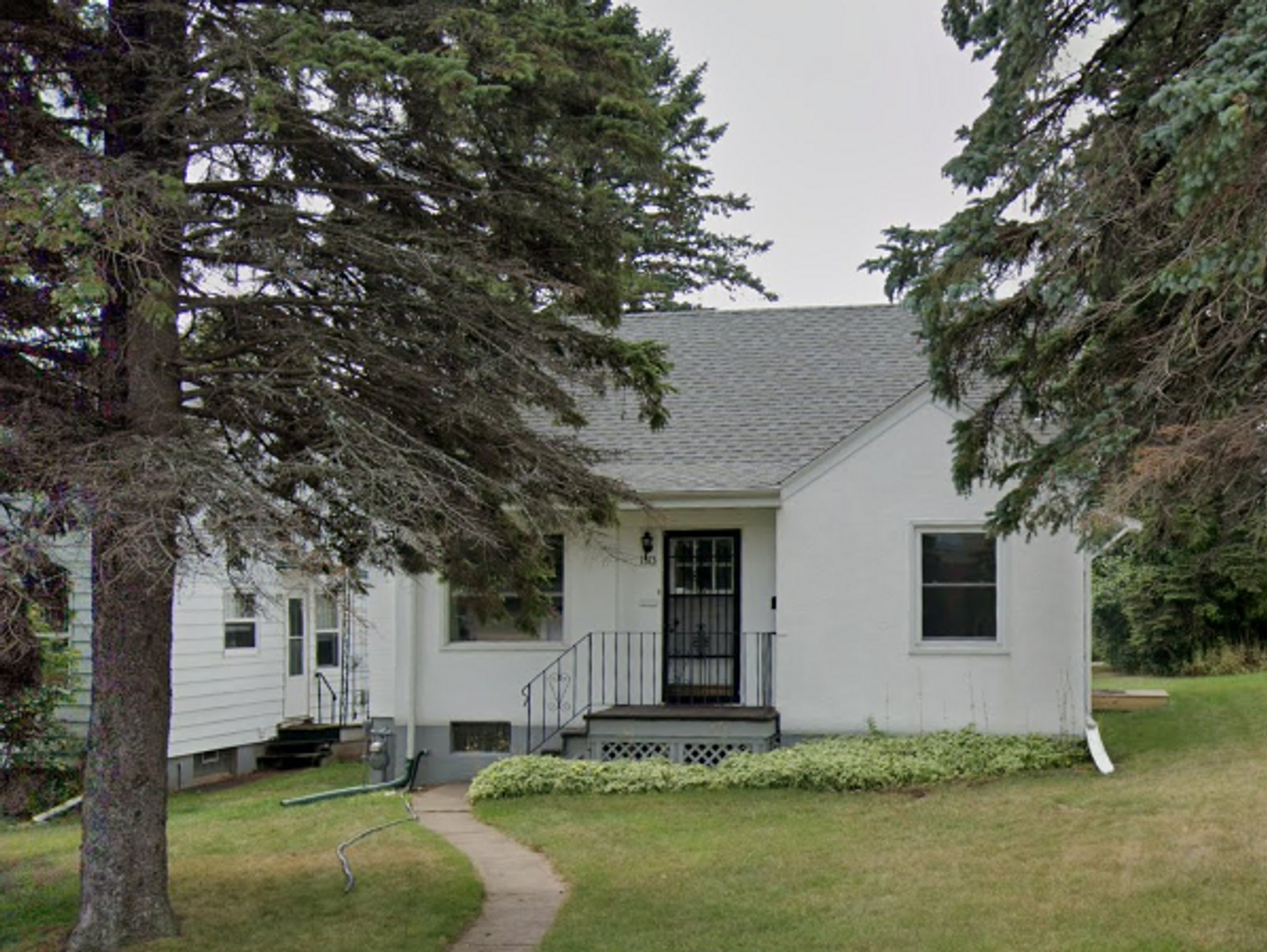 Duluth House: 1313 N 20th Ave E