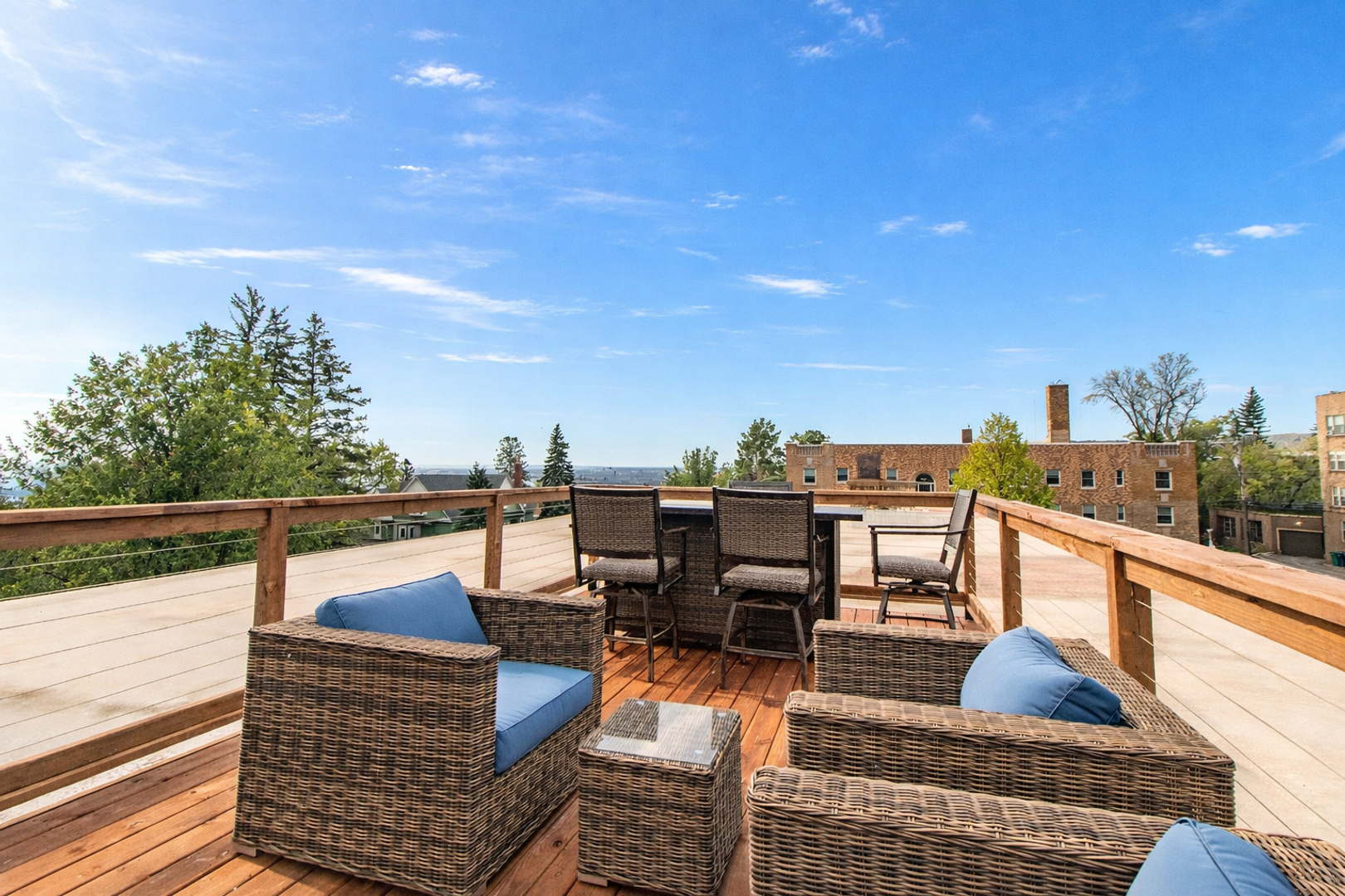 Duluth Apartment: 1807 E 3rd St - 13