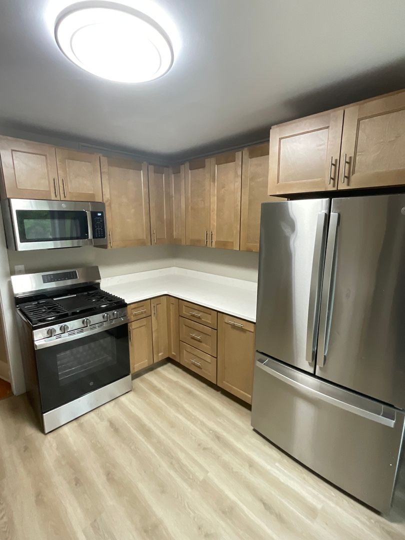 Duluth Apartment: 601 Woodland Ave