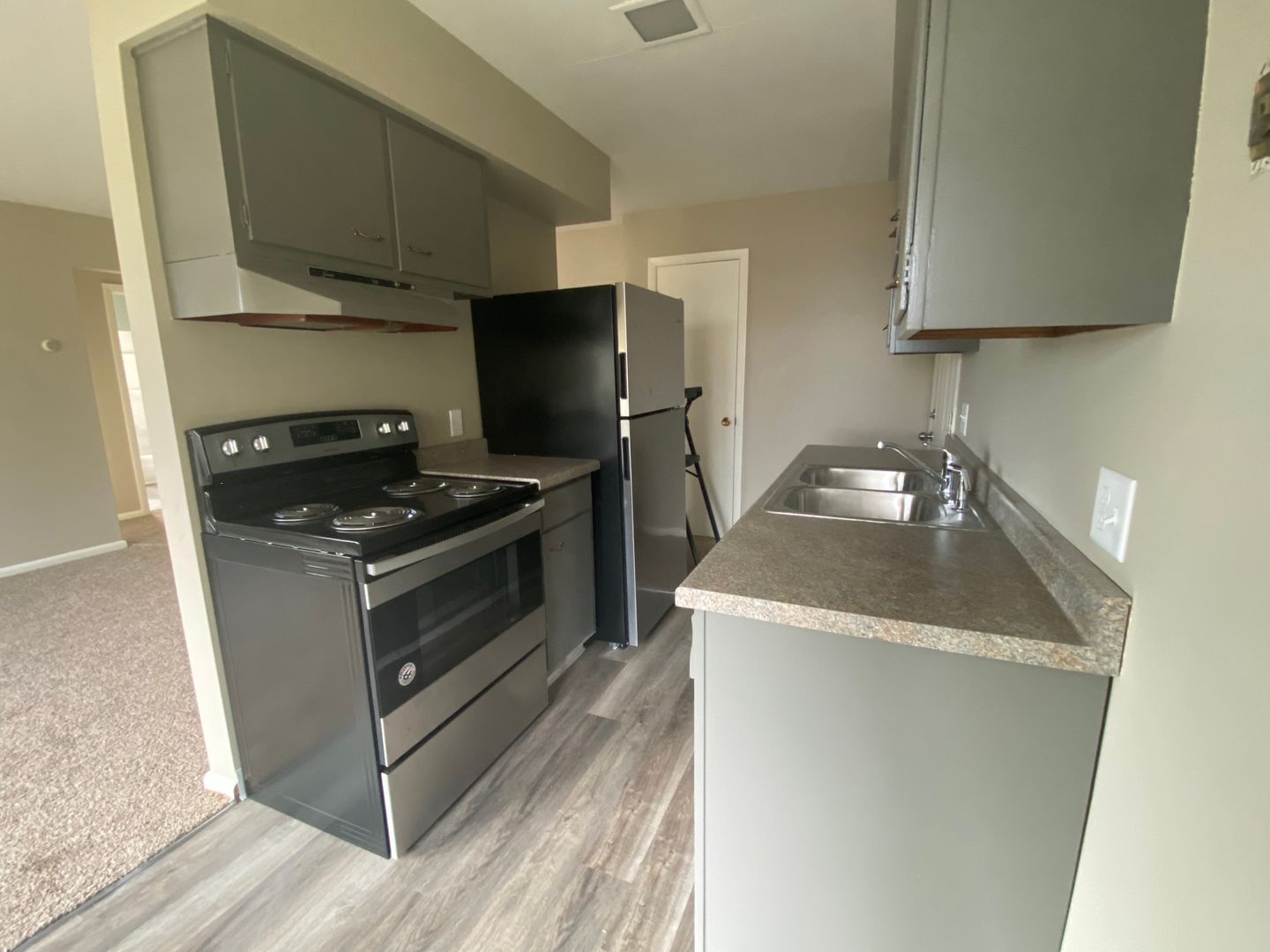 Duluth Apartment: 1807 E 3rd St