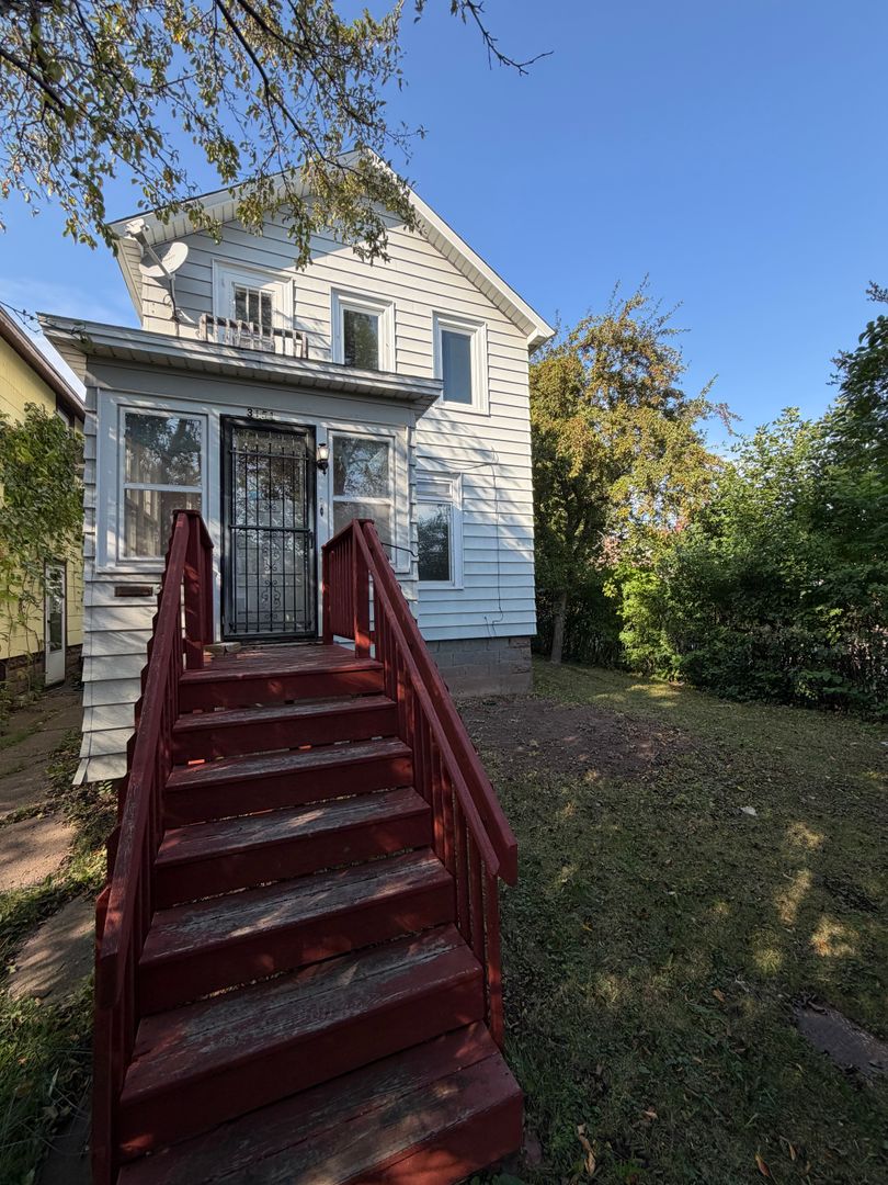 Duluth House: 3151 Vernon St
