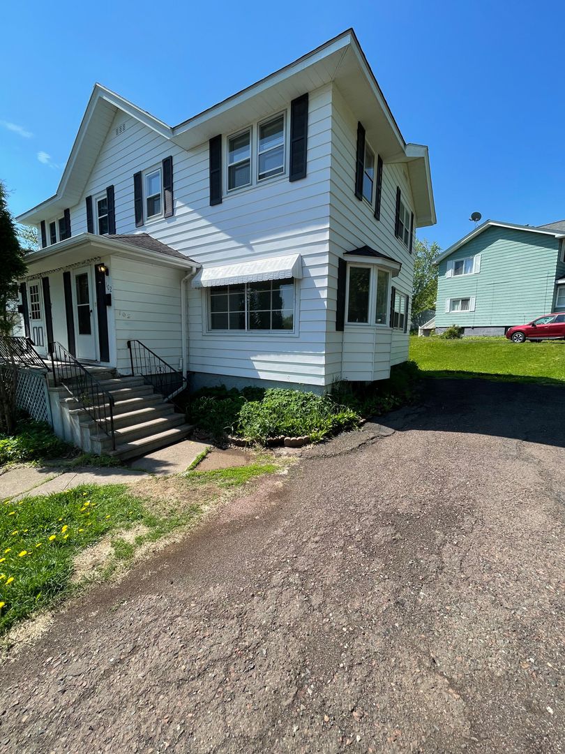 Duluth Apartment: 102 - 104 Morley Pkwy