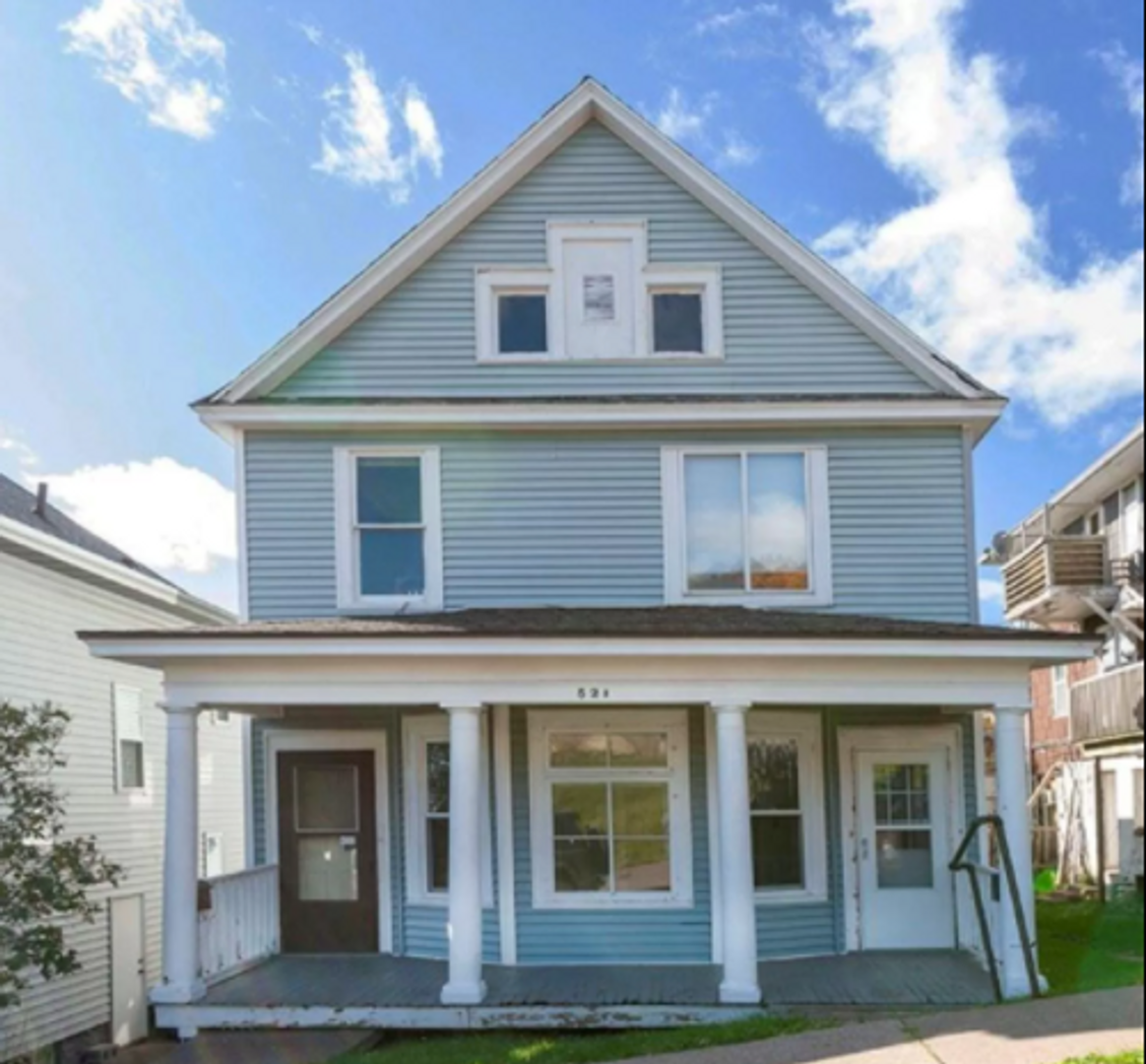 Duluth Apartment: 521 N 21st Ave W