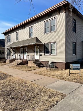 AVAILABLE AUGUST - 2 Bedroom, 1 Bathroom