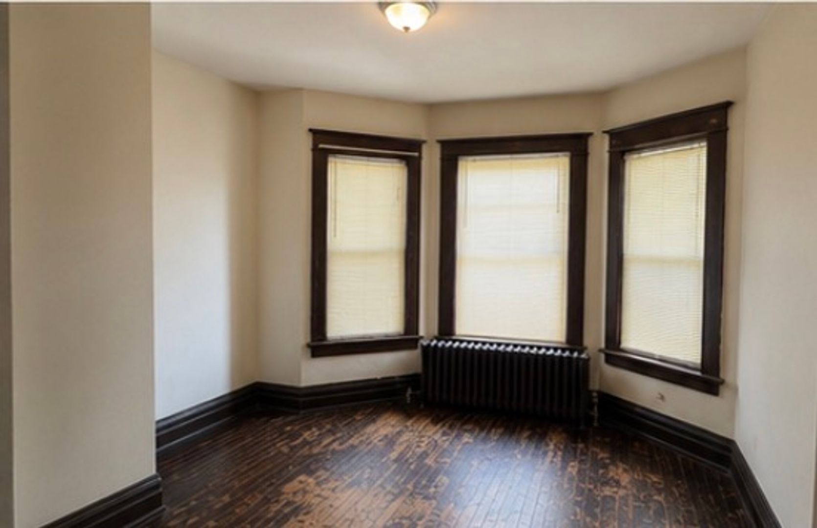Superior Apartment: 1209 N 16th St