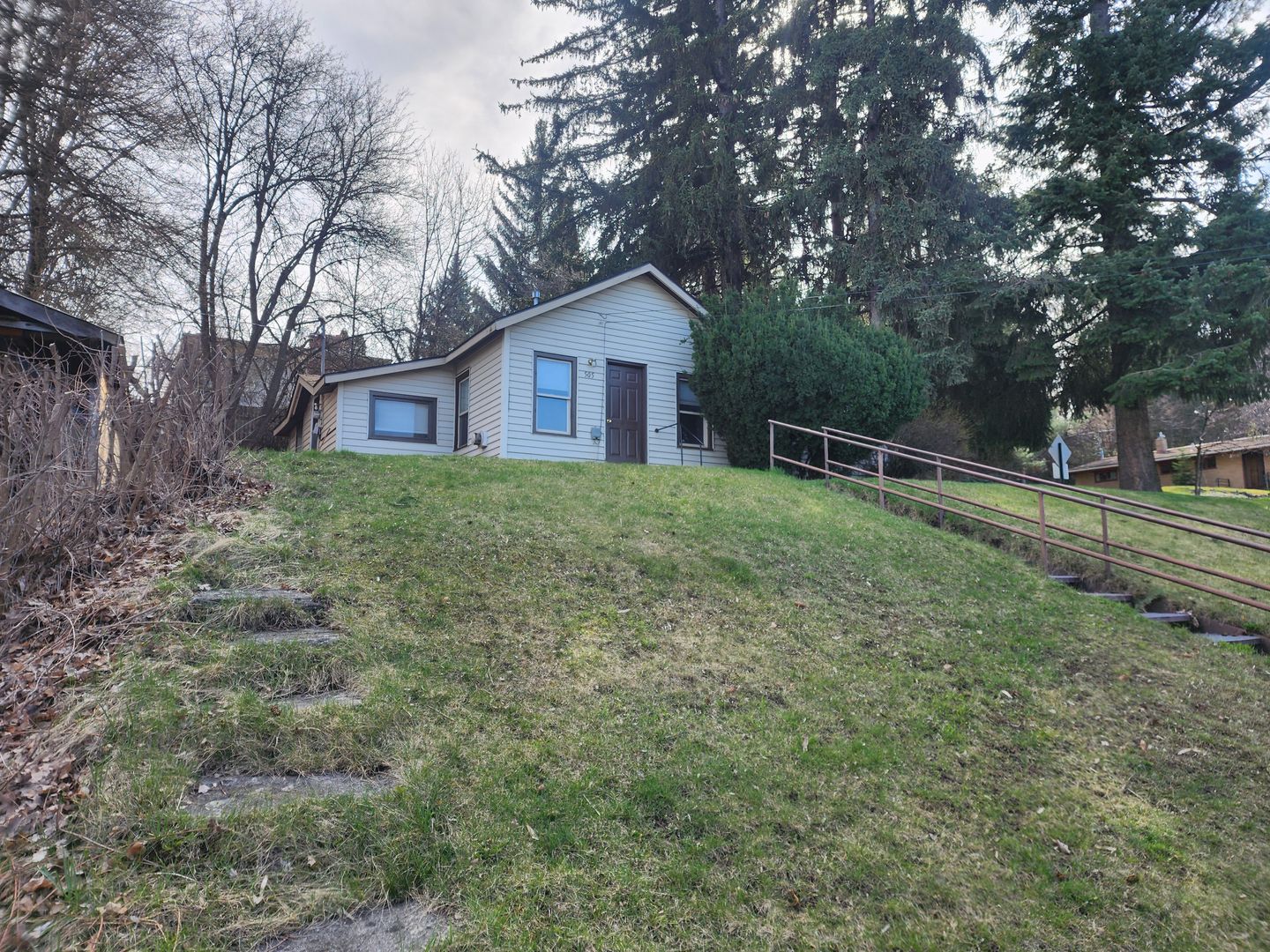 Pullman House: 505 SE South St.