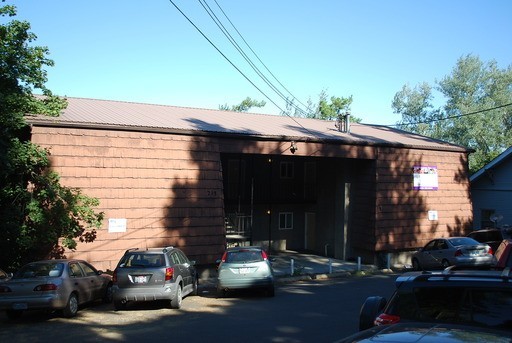 735 Maple Street #4