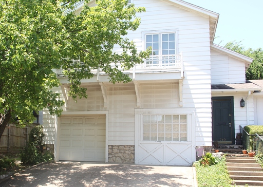 Adorable Bungalow in the Cultural District – photo 1