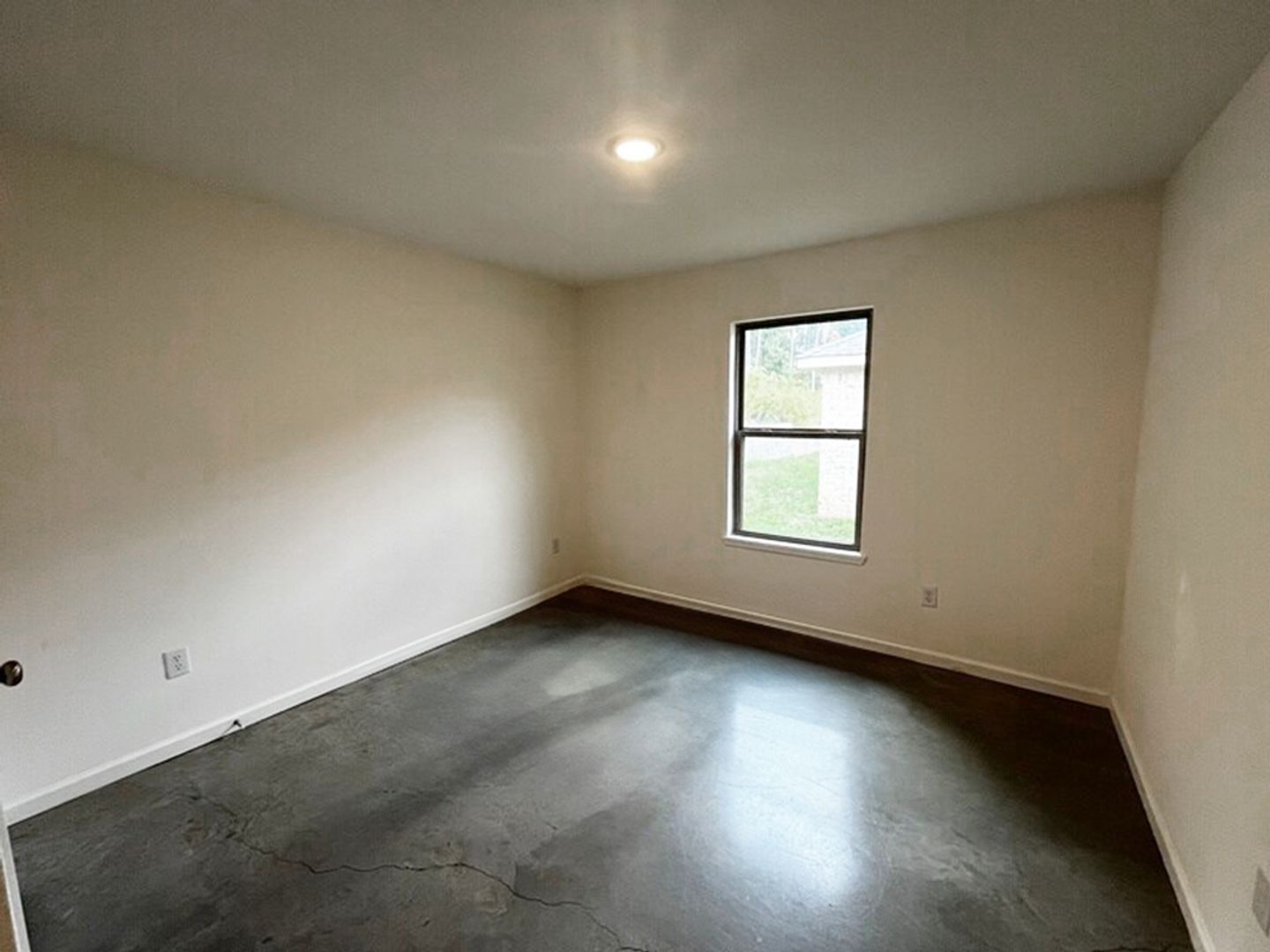 246 Skylane Dr. 6 of 8
