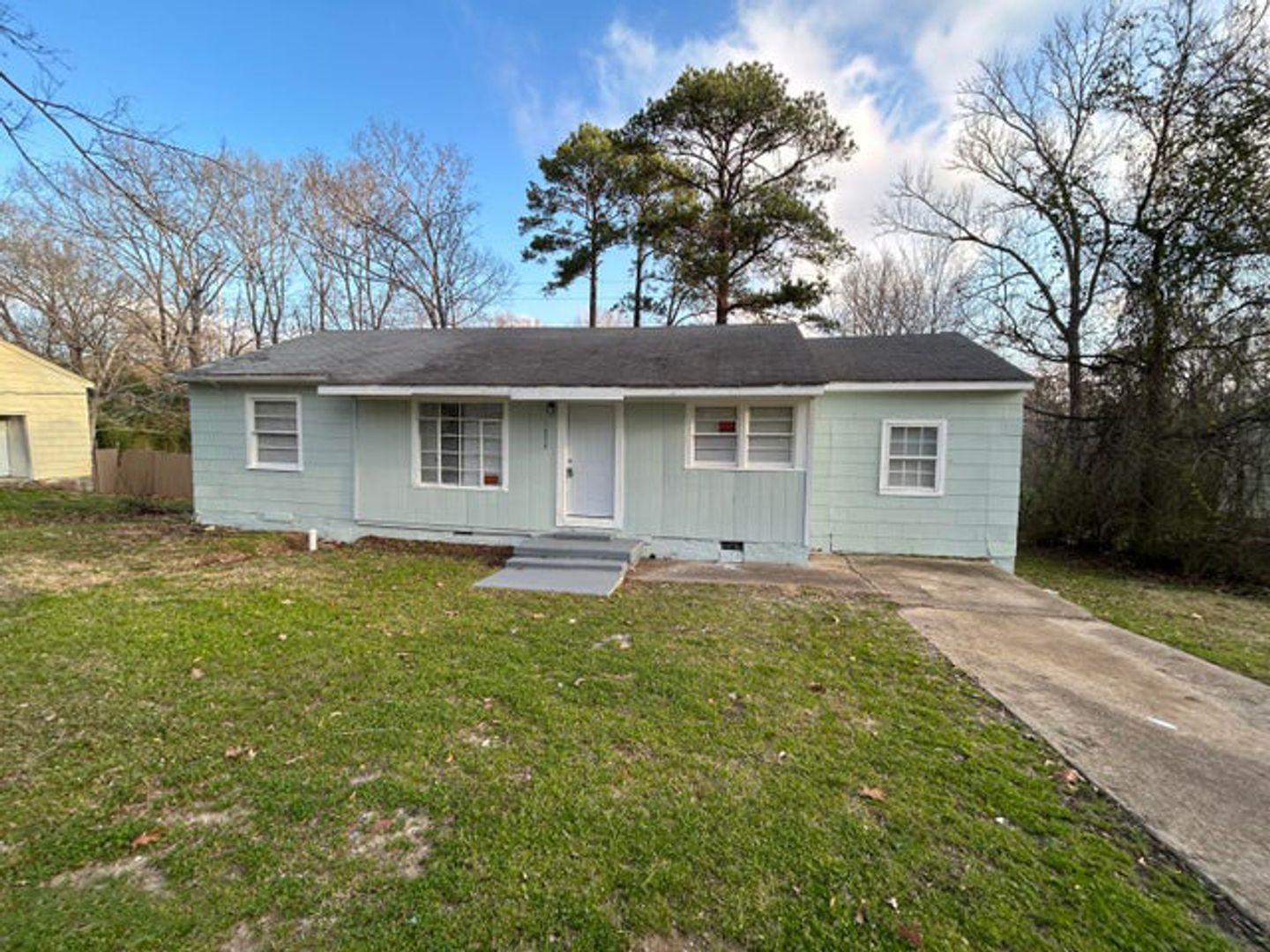 Jackson House: 1058 Combs St