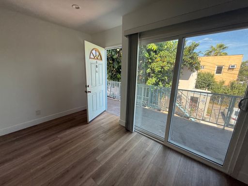 Newly Renovated 1 Bed/1 Bath – 1134 Elk Ave, Unit 3, Glendale, CA – photo 1