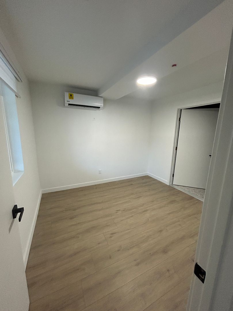Pasadena Apartment: 435 N. Euclid Ave.