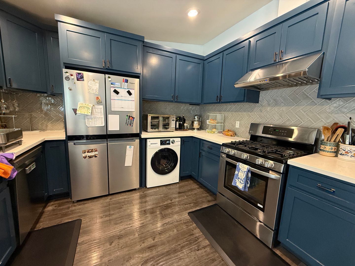 Los Angeles House: 812 Merwin St