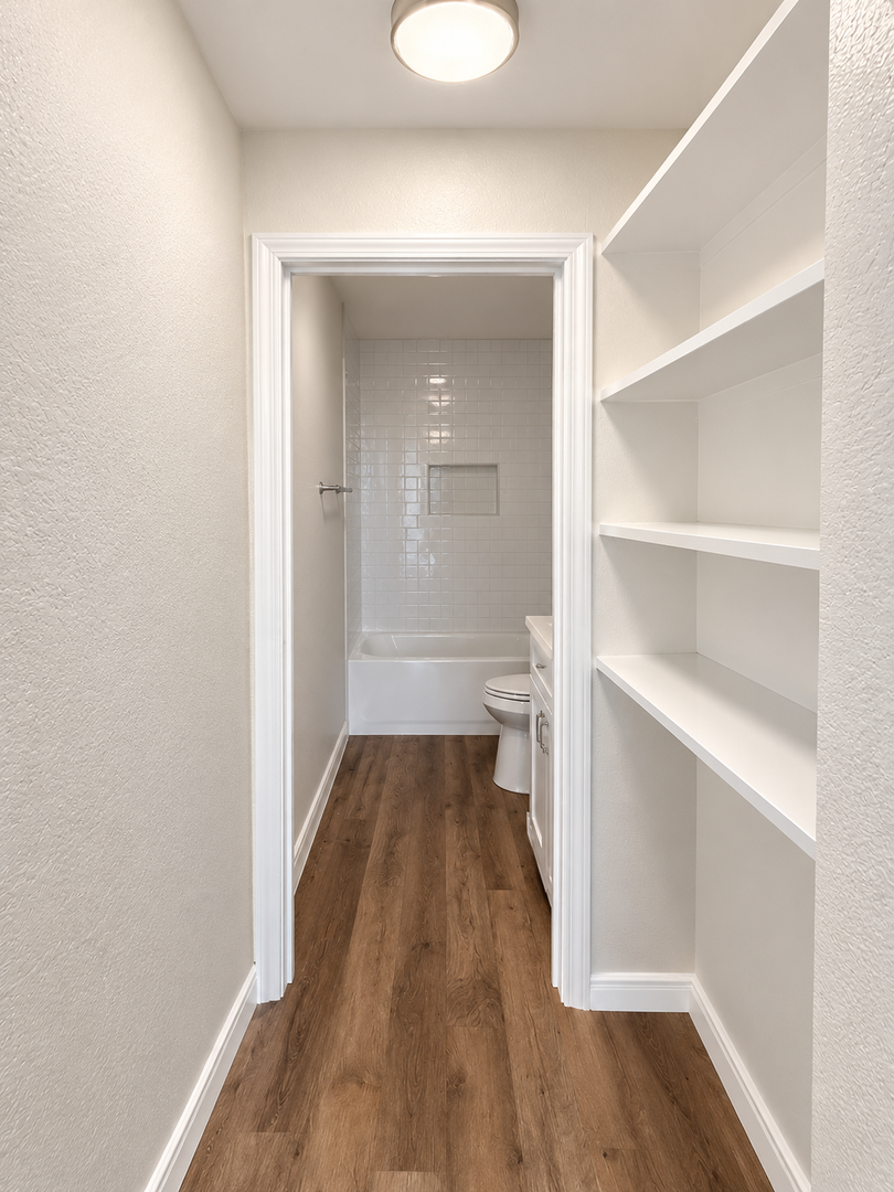 Pasadena Apartment: 839 N. Summit Ave