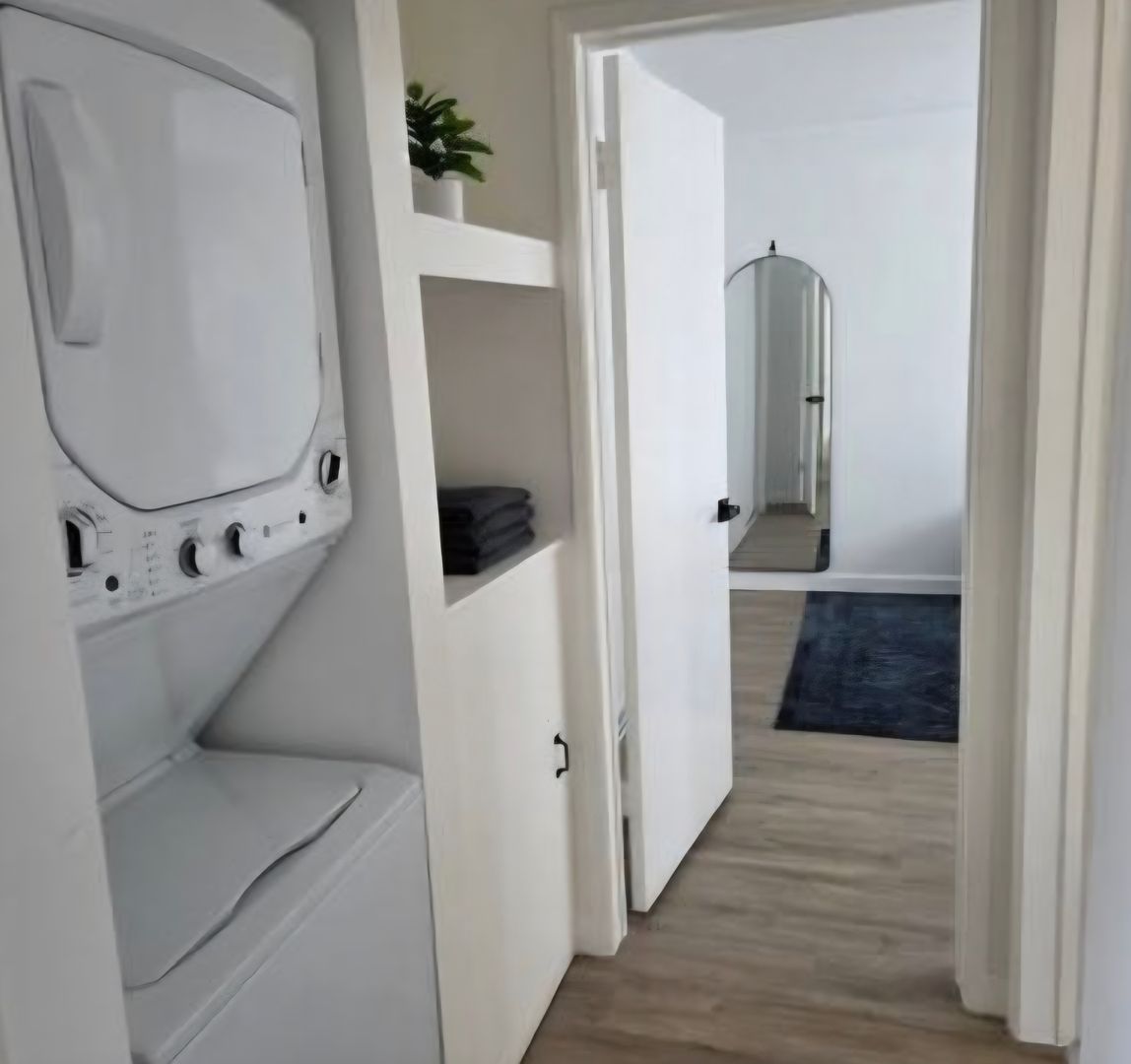 South Pasadena Apartment: 1313 Huntington Dr.