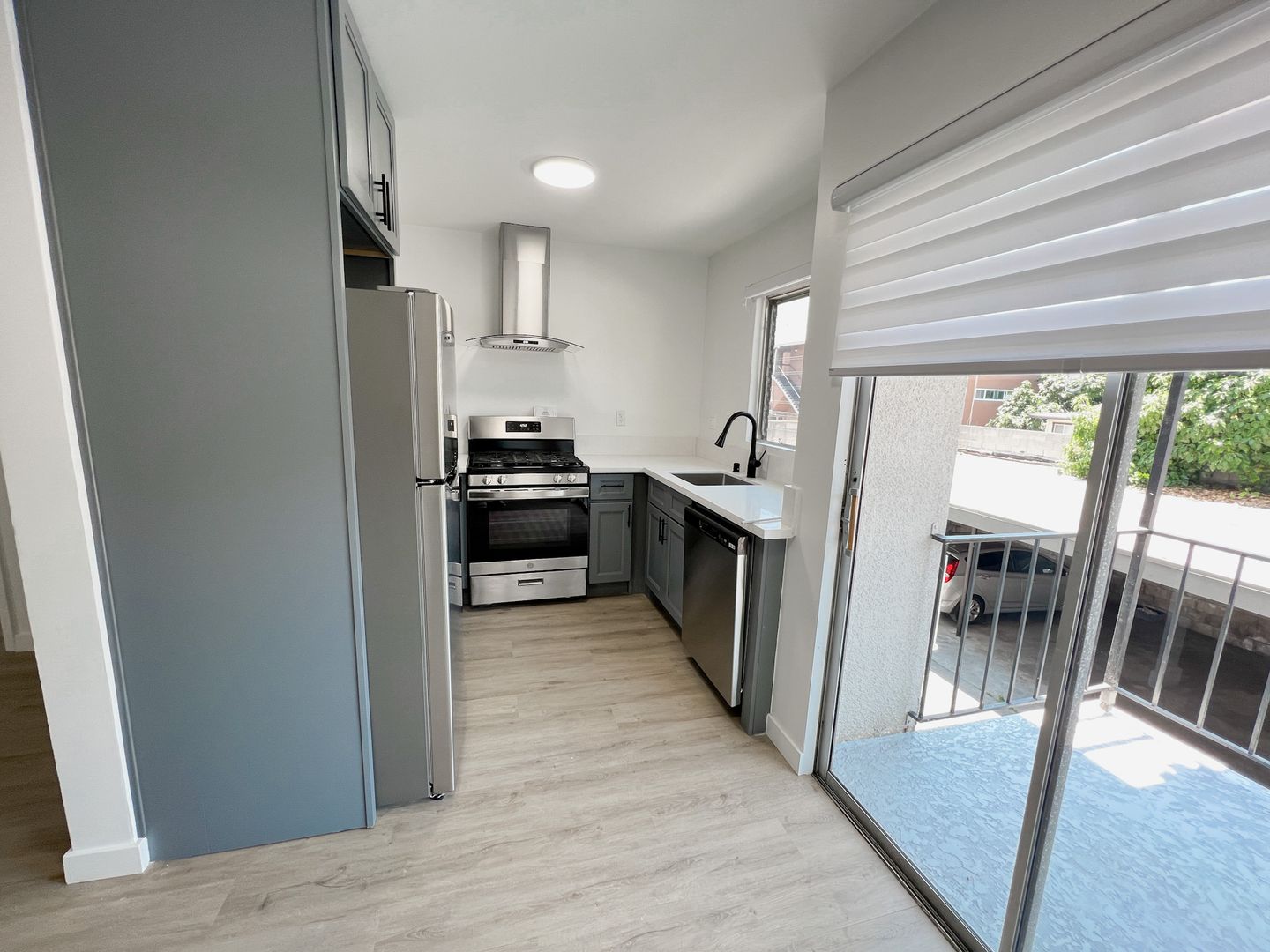 Pasadena Apartment: 435 N. Euclid Ave.