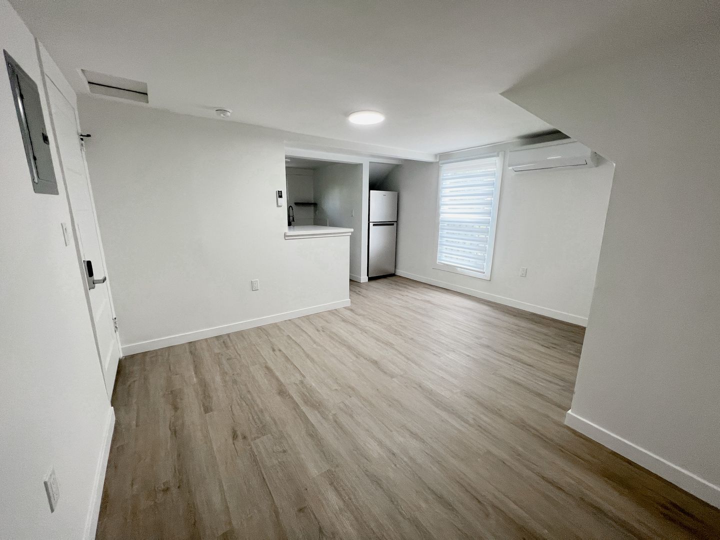 Pasadena Apartment: 190 S Marengo Ave.